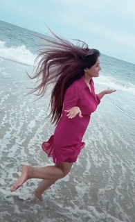 Miss Pooja feet photo thumbnail