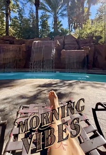 Miss Pooja feet photo thumbnail