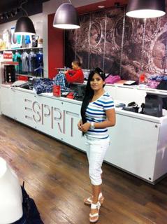 Miss Pooja feet photo thumbnail