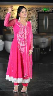 Miss Pooja feet photo thumbnail