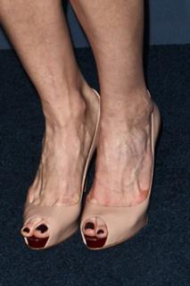 Missi Pyle feet photo thumbnail