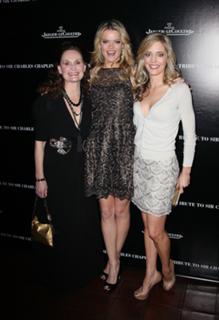 Missi Pyle feet photo thumbnail