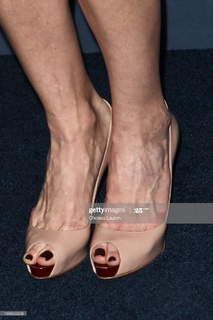 Missi Pyle feet photo thumbnail