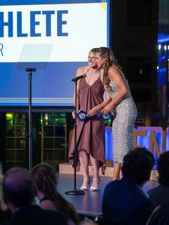 Missy Franklin feet photo thumbnail