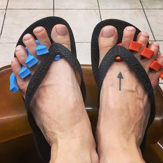 Missy Higgins feet photo 2