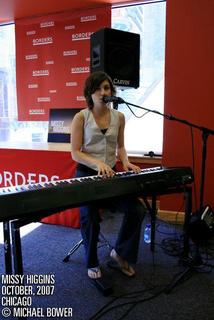 Missy Higgins feet photo 5