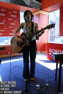 Missy Higgins feet photo 4