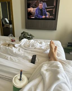 Missy Higgins feet photo 11