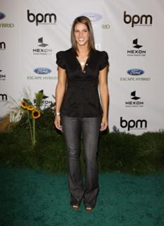 Missy Peregrym feet photo thumbnail