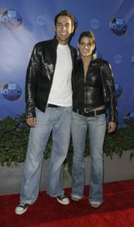 Missy Peregrym feet photo thumbnail