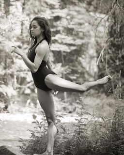 Misty Copeland feet photo thumbnail