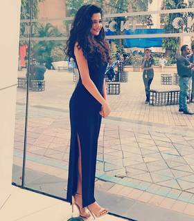Mithila Palkar feet photo 19