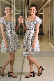 Mithila Palkar feet photo 5