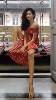 Mithila Palkar feet photo 5