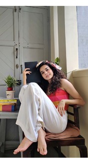 Mithila Palkar feet photo 4