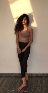 Mithila Palkar feet photo 18