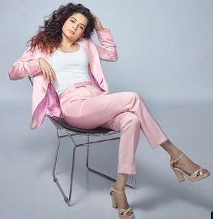 Mithila Palkar feet photo 17