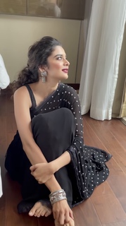 Mithila Palkar feet photo 13
