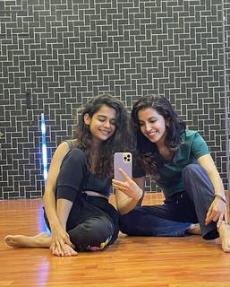 Mithila Palkar feet photo 11