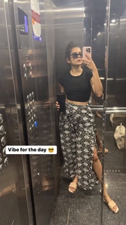 Mithila Palkar feet photo 8