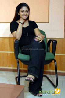 Mithra Kurian feet photo 1