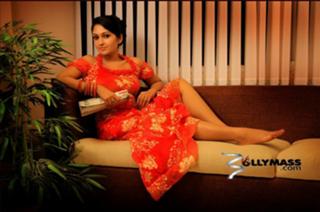 Mithra Kurian feet photo 10