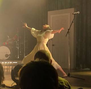 Mitski feet photo 5