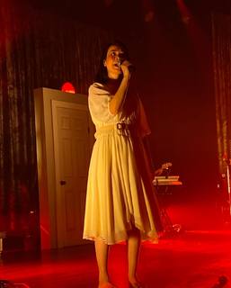 Mitski feet photo 4