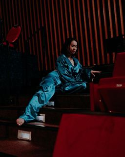 Mitski feet photo 1