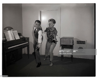 Mitzi Gaynor feet photo 9
