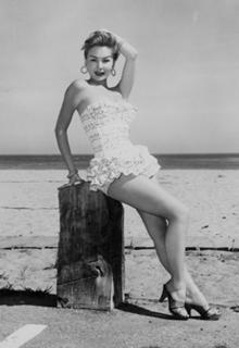 Mitzi Gaynor feet photo 5