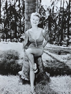 Mitzi Gaynor feet photo 5