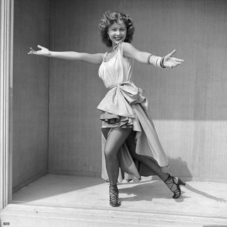 Mitzi Gaynor feet photo 13