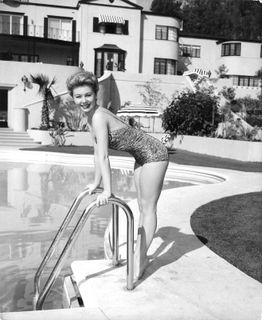 Mitzi Gaynor feet photo 3