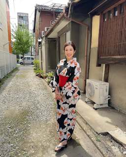 Mizuho Uchida feet photo thumbnail