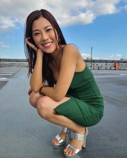 Mizuho Uchida feet photo thumbnail