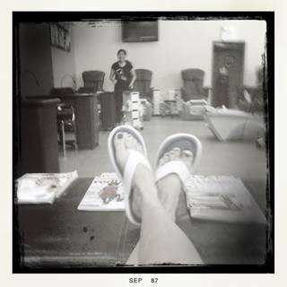 Mo Collins feet photo 4