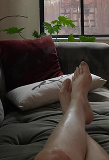 Mo Collins feet photo 3