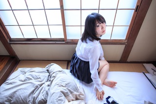 Moe Iori feet photo 1