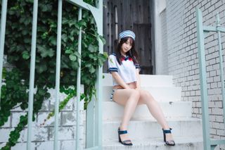 Moe Iori feet photo 1