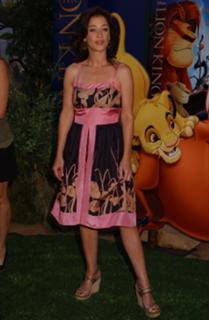 Moira Kelly feet photo 5