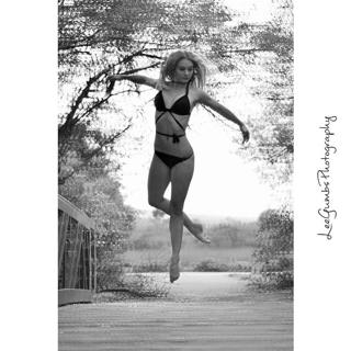 Mollee Gray feet photo 9