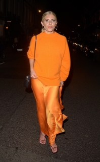 Mollie King feet photo thumbnail