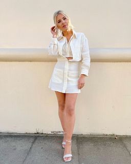 Mollie King feet photo thumbnail