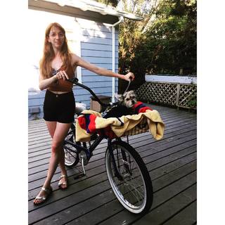 Molly Bernard feet photo 11