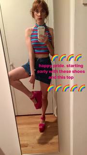Molly Bernard feet photo 6