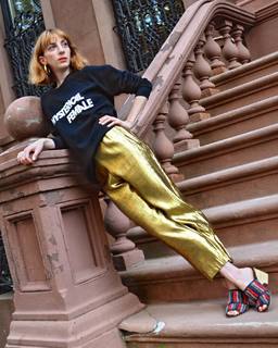 Molly Bernard feet photo 14