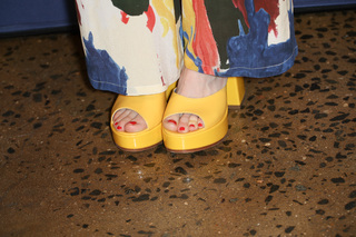 Molly Bernard feet photo 11