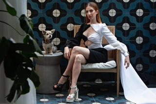Molly Bernard feet photo 10
