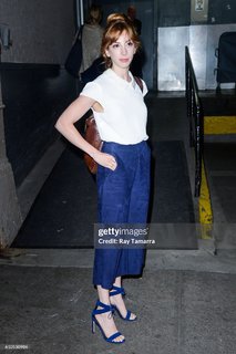Molly Bernard feet photo 18